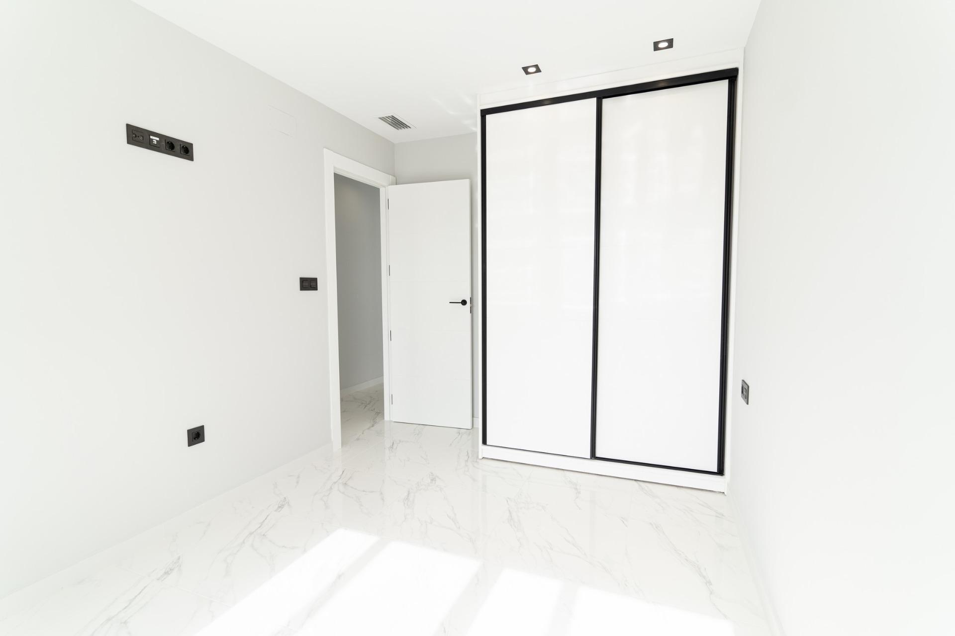 Rynek pierwotny - Villa - Orihuela Costa - Punta Prima