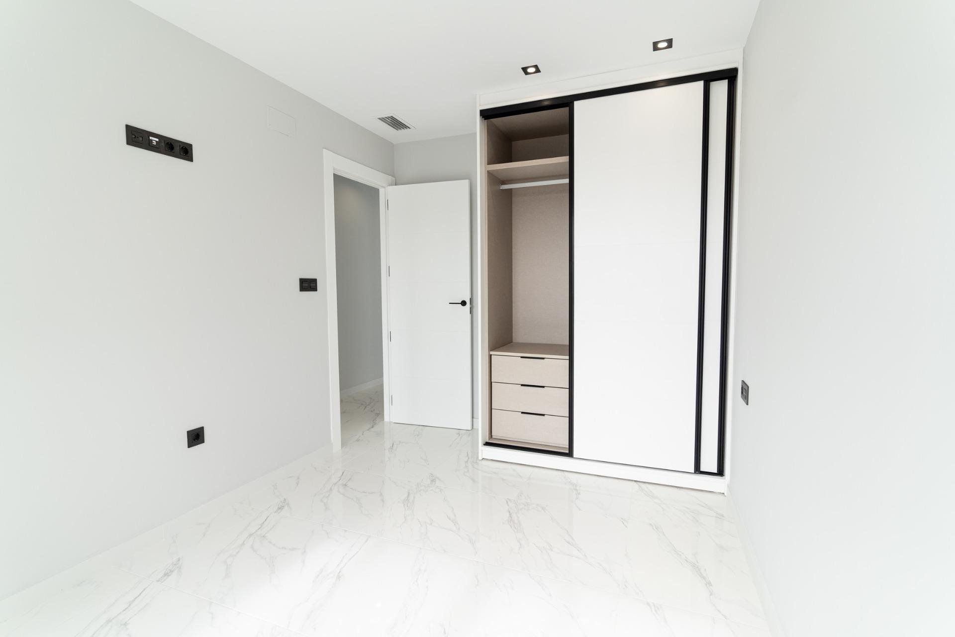Rynek pierwotny - Villa - Orihuela Costa - Punta Prima