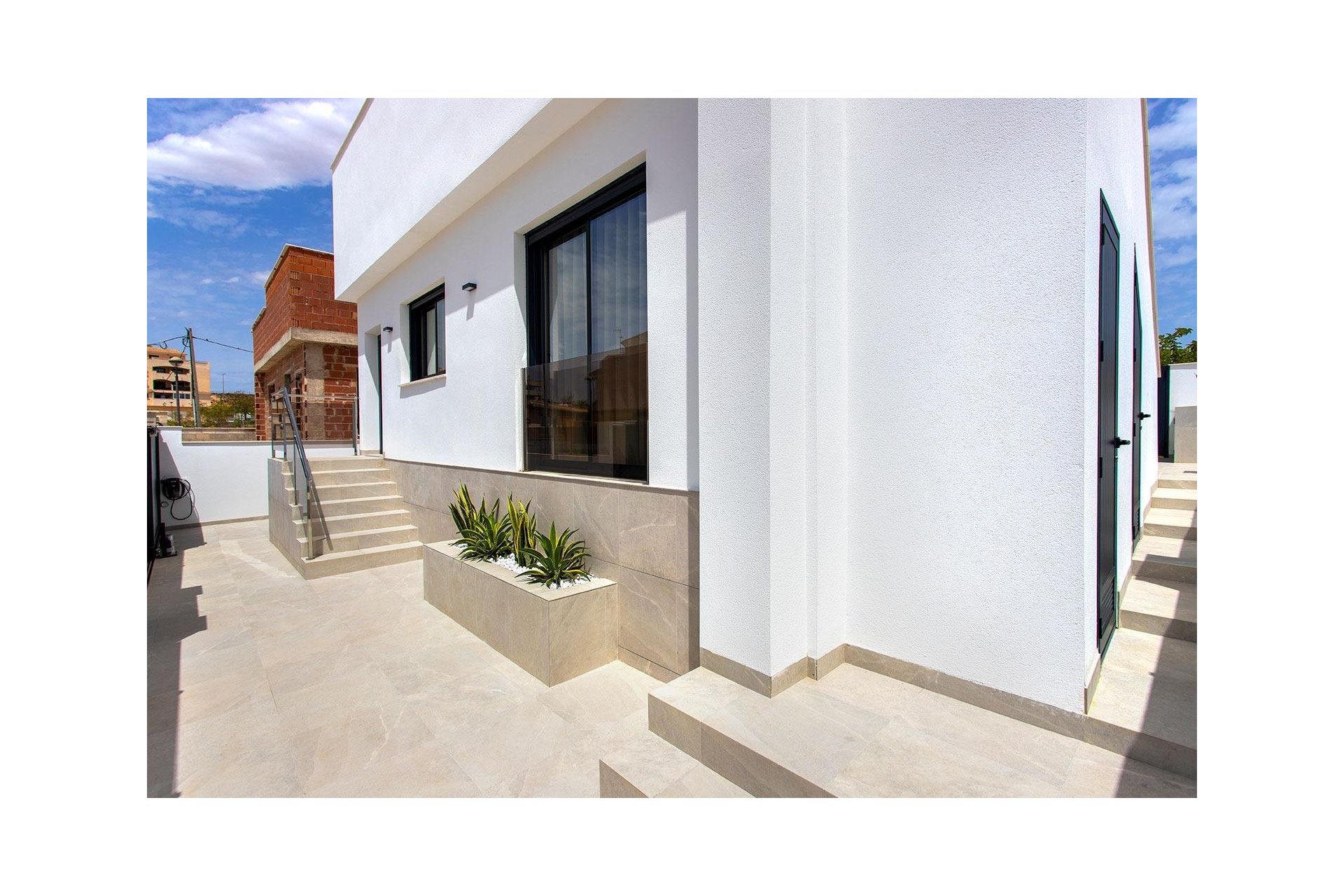 Rynek pierwotny - Villa - Sucina