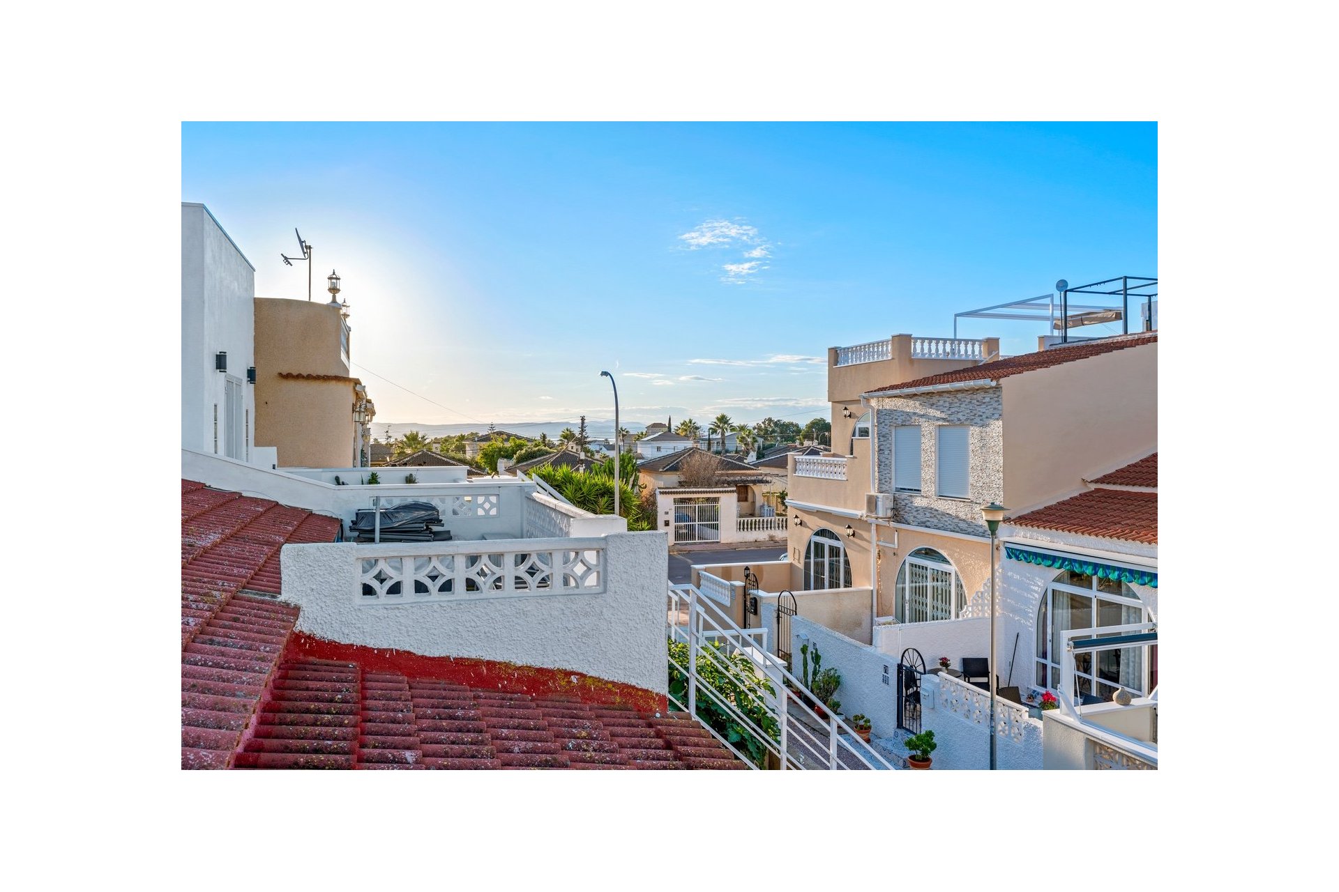 Rynek wtórny - Adosado - Torrevieja - El chaparral