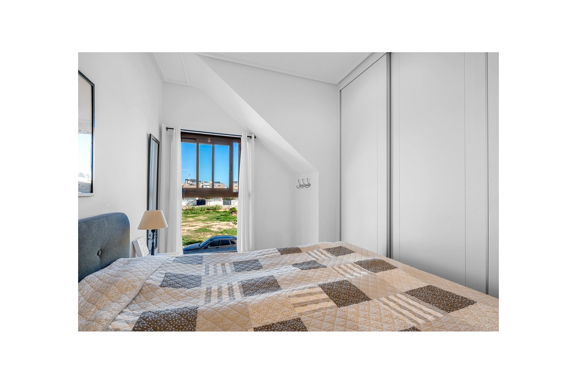 Rynek wtórny - Daszek - Torre de la Horadada (Alicante) - Spain