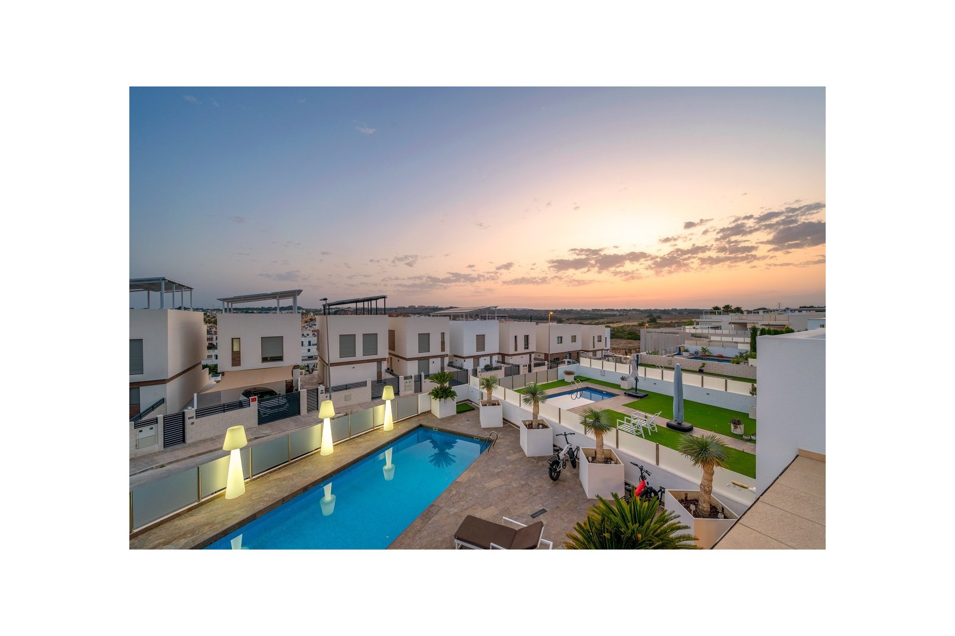 Rynek wtórny - Villa - Orihuela Costa - Villamartín