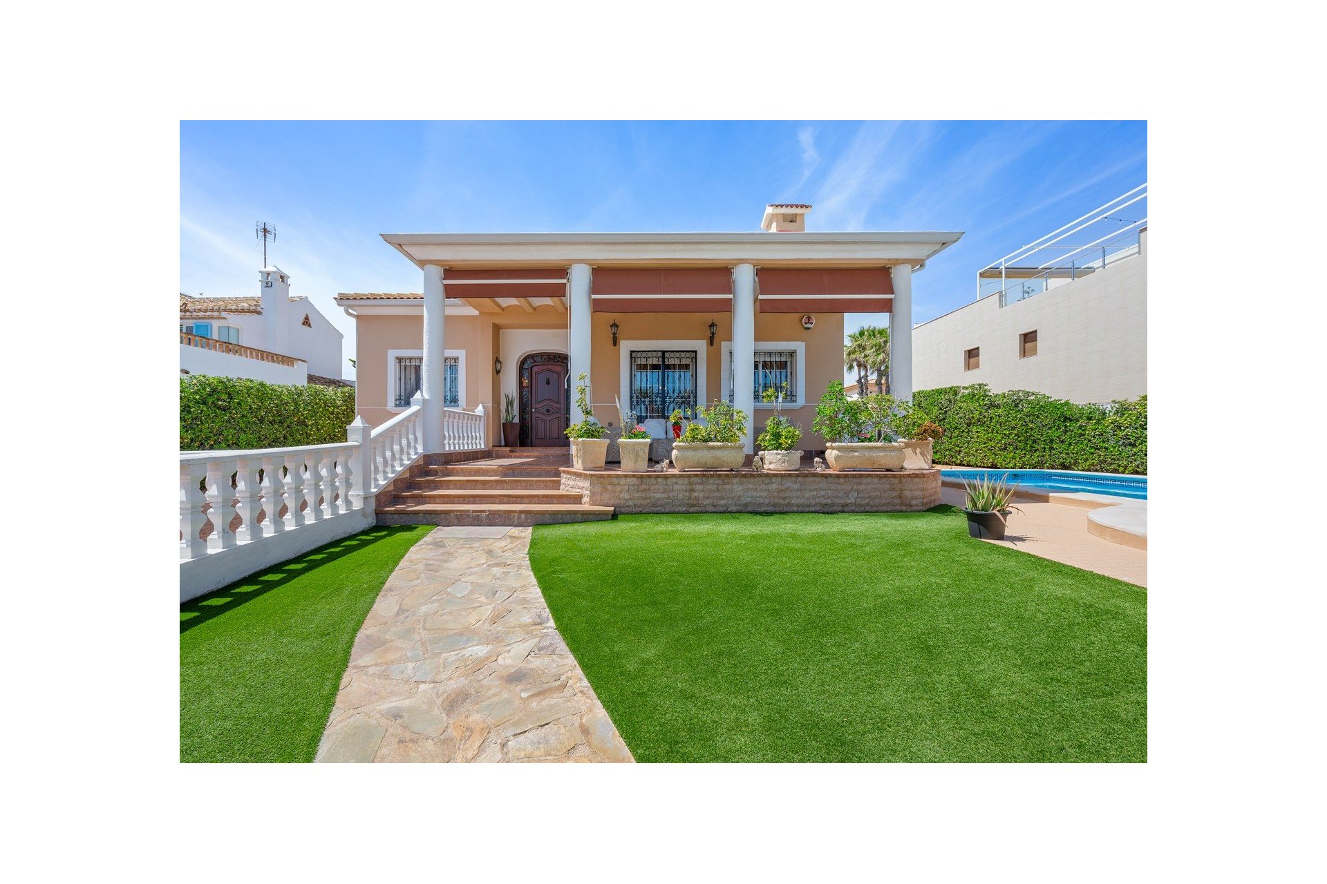 Rynek wtórny - Villa - Torrevieja - La Mata