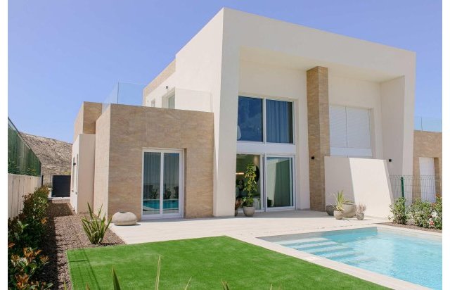 Villa - Obra nueva - Algorfa - La finca golf