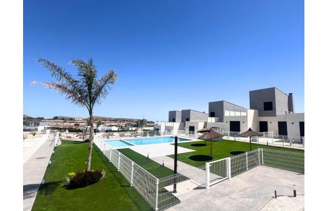 Villa - Obra nueva - BAÑOS Y MENDIGO - Altaona Golf