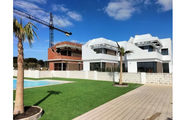 Villa - Obra nueva - Pilar de la Horadada - Lo Romero Golf
