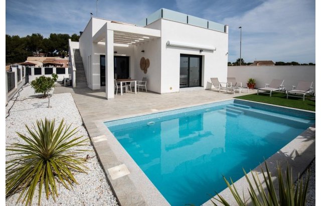 Villa - Obra nueva - Pilar de la Horadada - Pinar de Campoverde