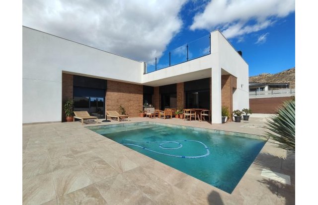 Villa - Obra nueva - Pinoso - Lel