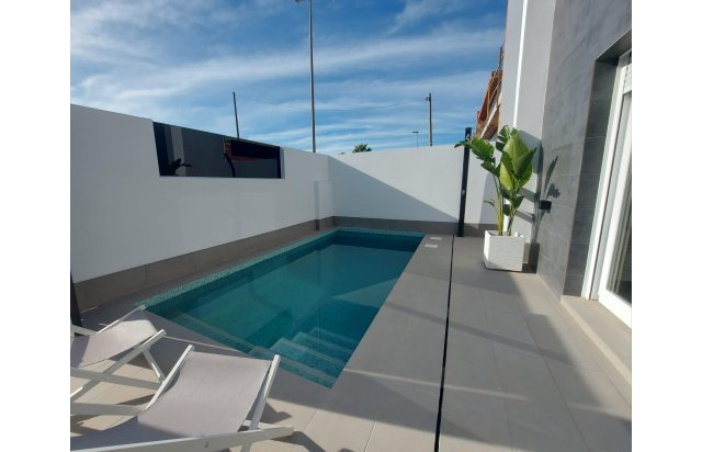 Rynek pierwotny - Villa - Torre Pacheco - Roldán