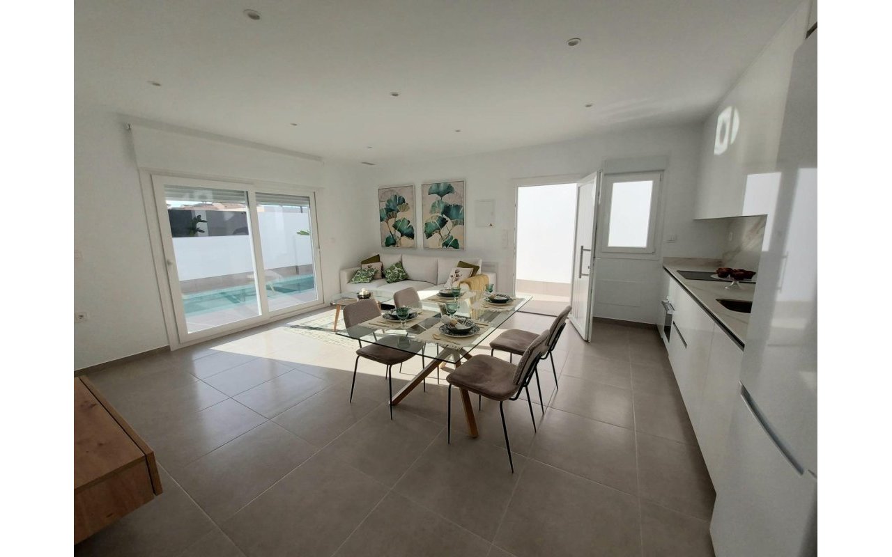 Rynek pierwotny - Villa - Torre Pacheco - Roldán