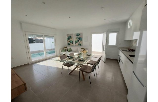 Rynek pierwotny - Villa - Torre Pacheco - Roldán