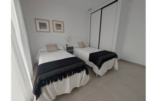 Rynek pierwotny - Villa - Torre Pacheco - Roldán