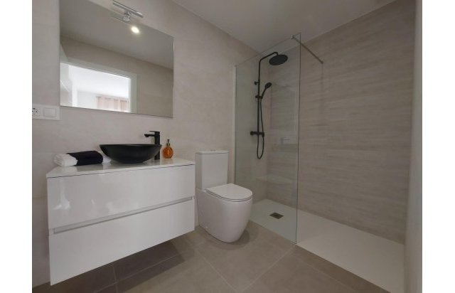 Rynek pierwotny - Villa - Torre Pacheco - Roldán