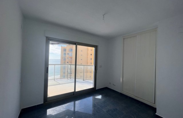 Rynek pierwotny - Daszek - Calpe - Playa La Fossa