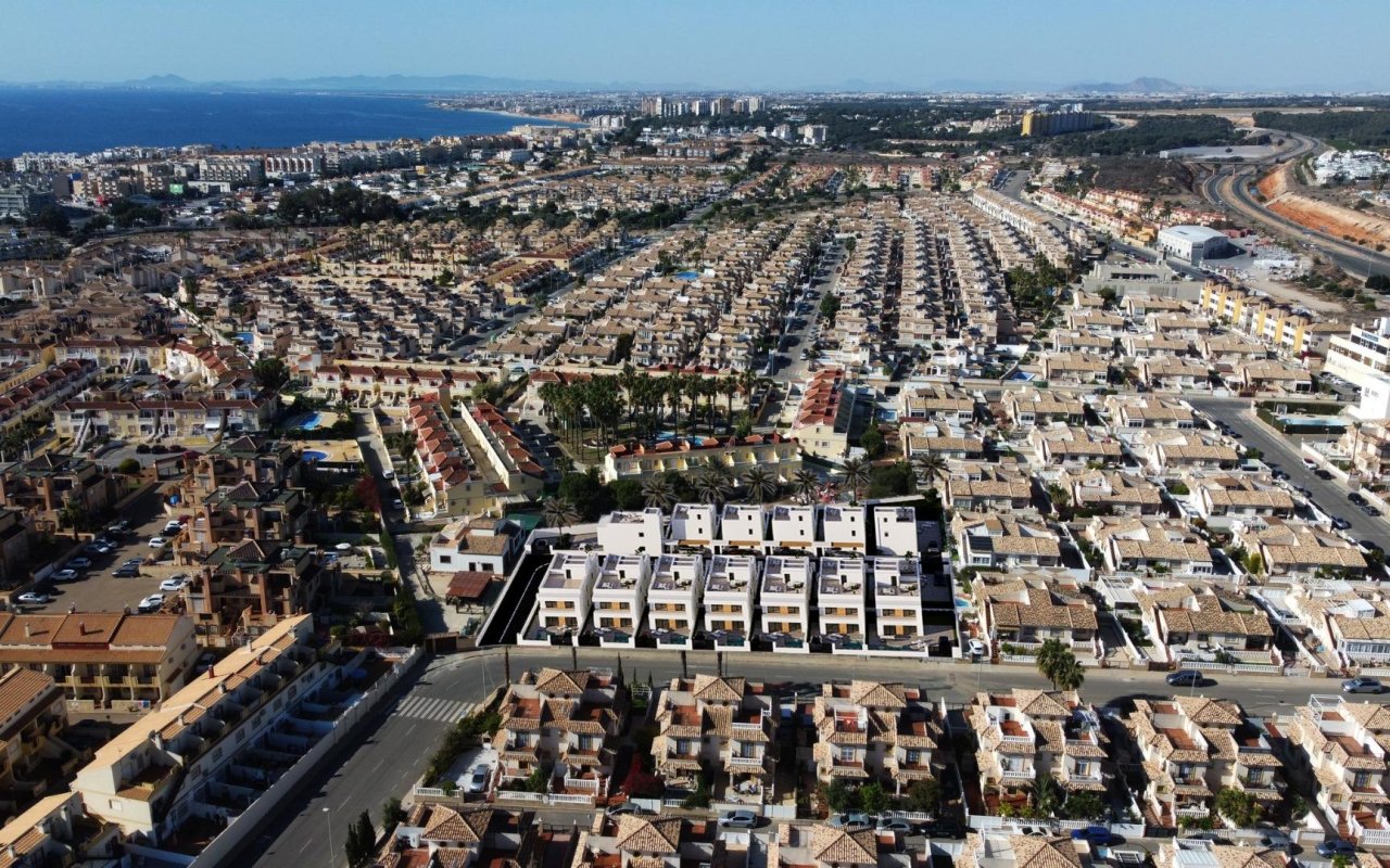 Rynek pierwotny - Villa - Orihuela Costa - La Zenia