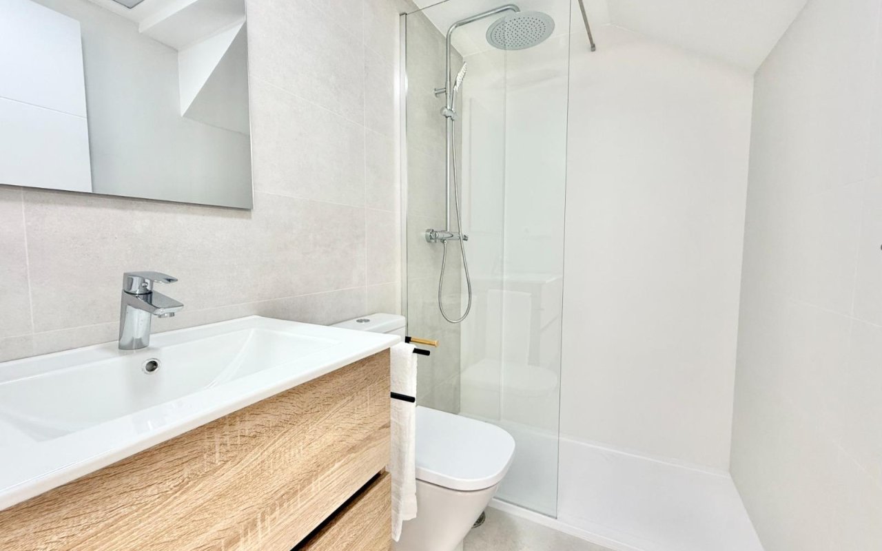 Rynek pierwotny - Town House - Cox - San Fernando