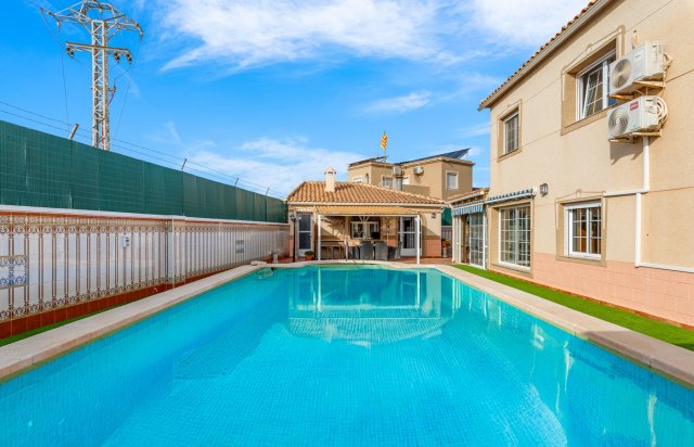 Reventa - Chalet - Torrevieja