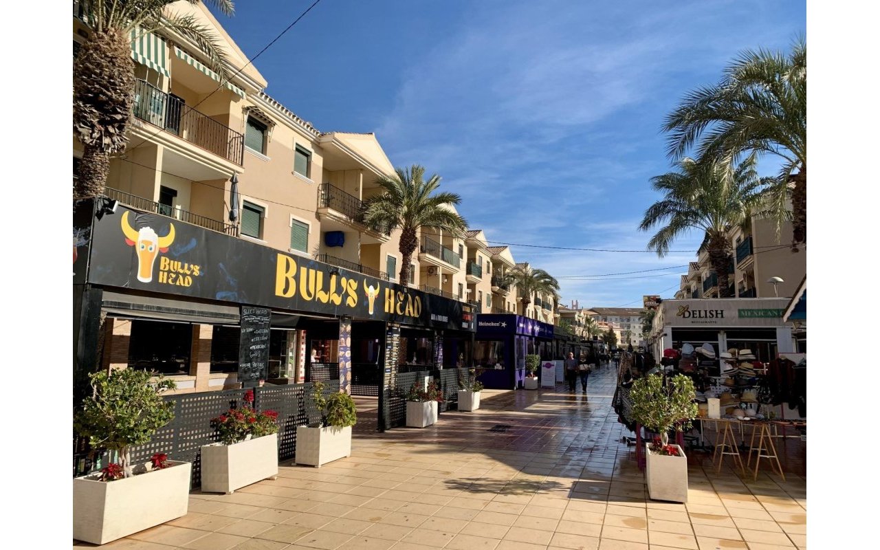 Rynek pierwotny - Villa - Los Alcázares - Playa la Atascadera