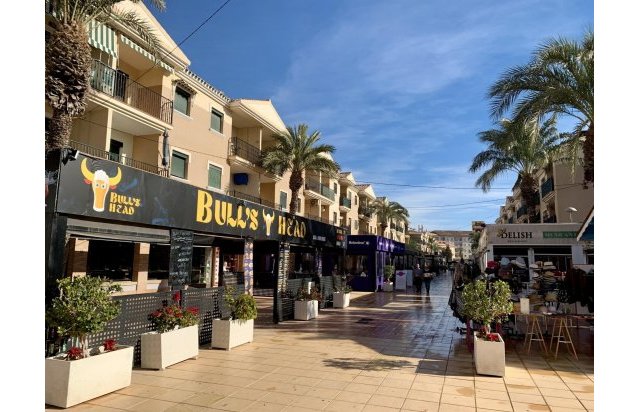 Rynek pierwotny - Villa - Los Alcázares - Playa la Atascadera