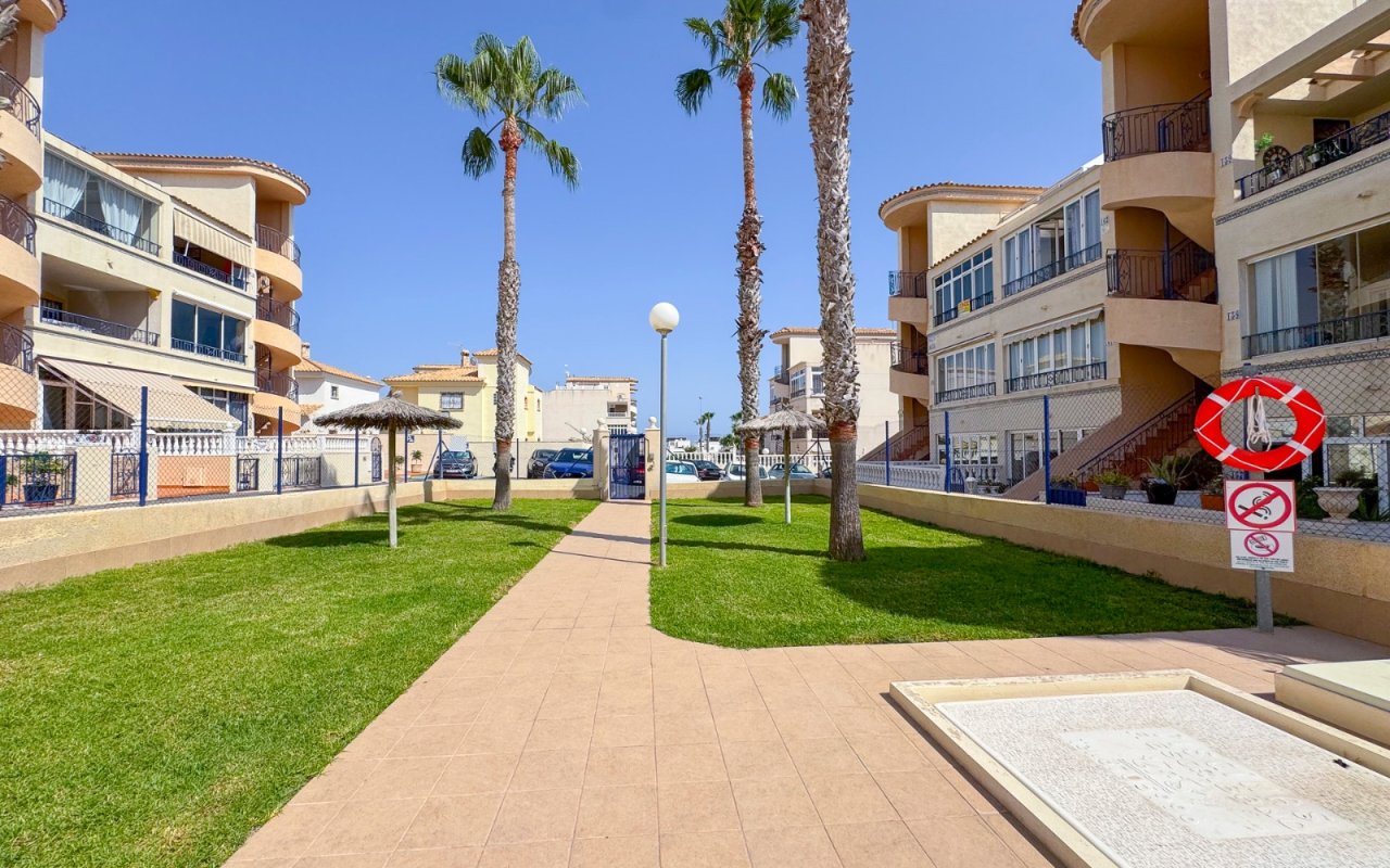 Resale - Apartment - Orihuela Costa - Los Altos
