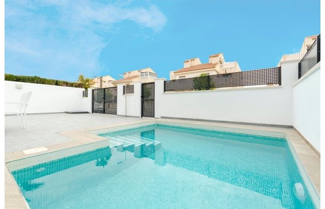 Rynek pierwotny - Villa - Torrevieja - Torretas