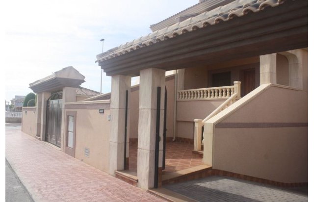 Rynek pierwotny - Town House - Torrevieja - Los Altos