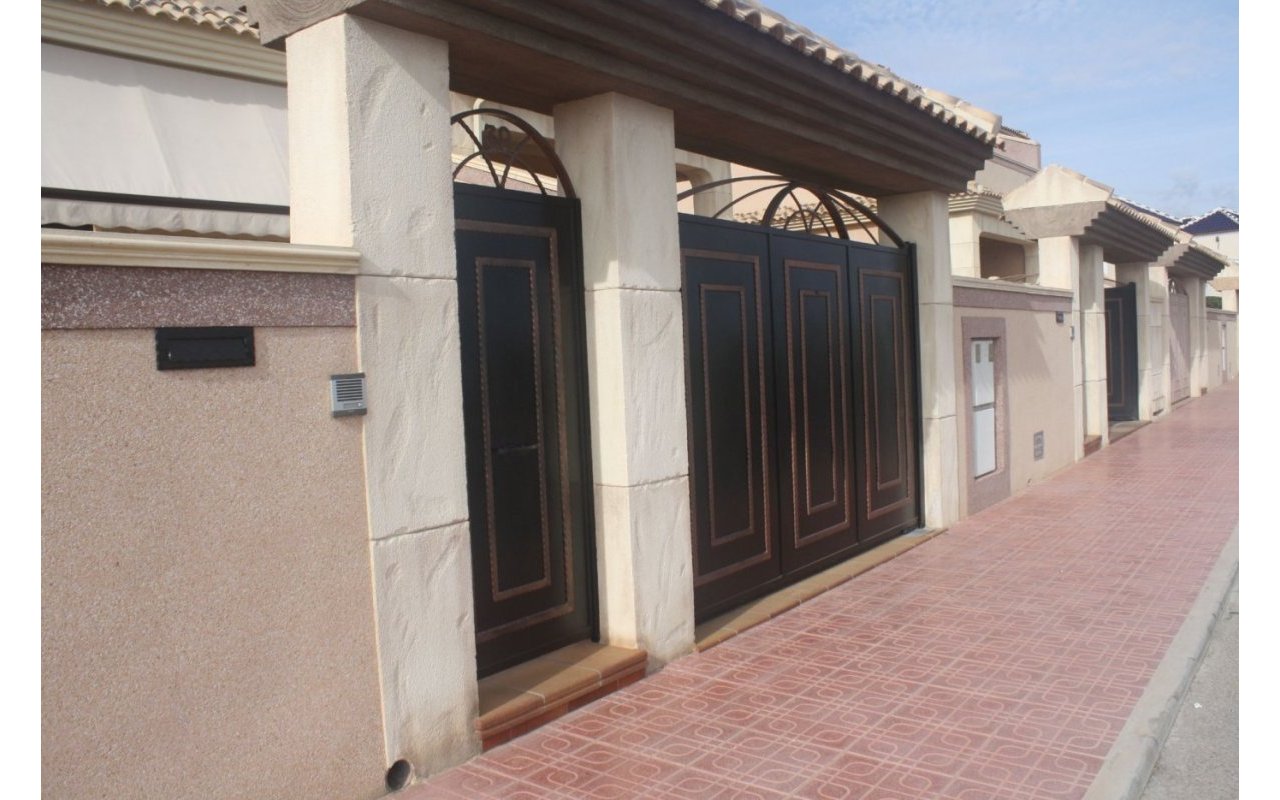 Rynek pierwotny - Town House - Torrevieja - Los Altos
