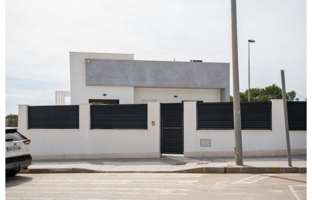 Rynek pierwotny - Villa - Pilar de la Horadada - Pinar de Campoverde