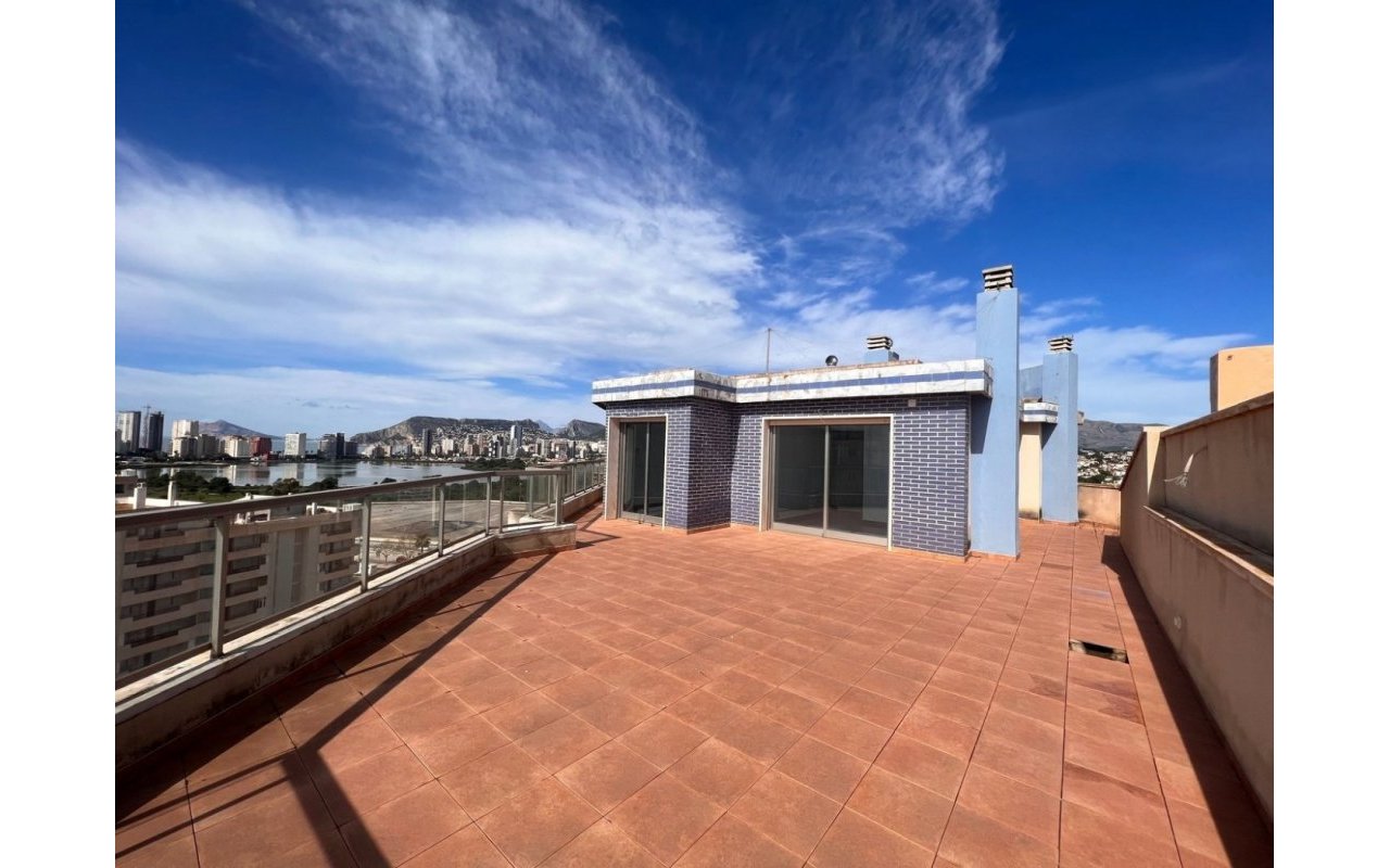 Rynek pierwotny - Daszek - Calpe - Playa La Fossa