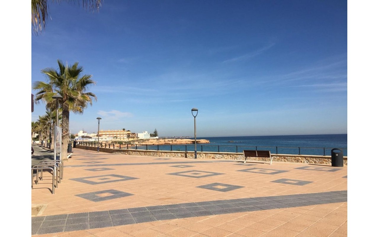 Rynek pierwotny - Villa - Pilar de la Horadada - pueblo