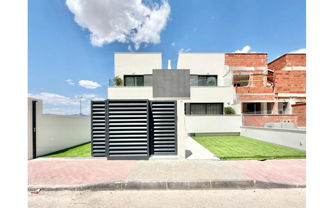 Obra nueva - Town House - Cox - San Fernando
