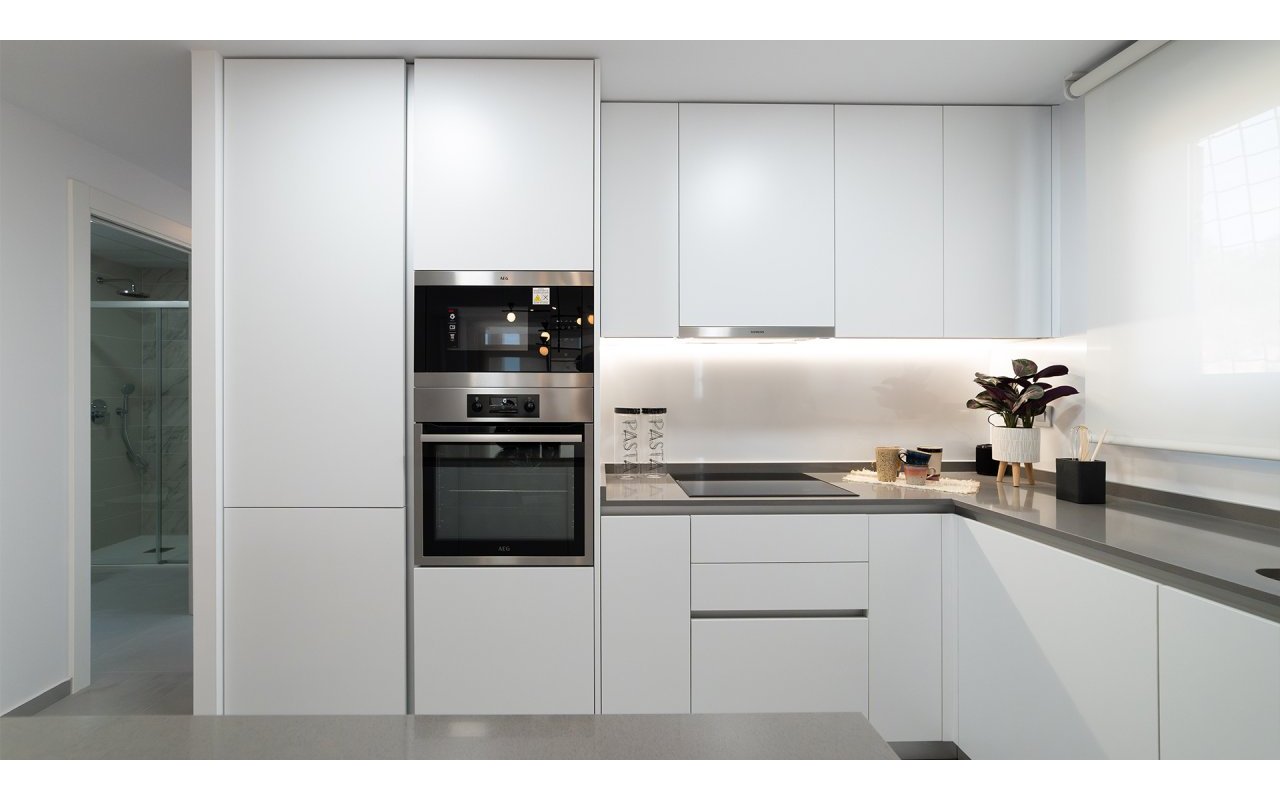 Rynek pierwotny - Daszek - Benidorm - Spain