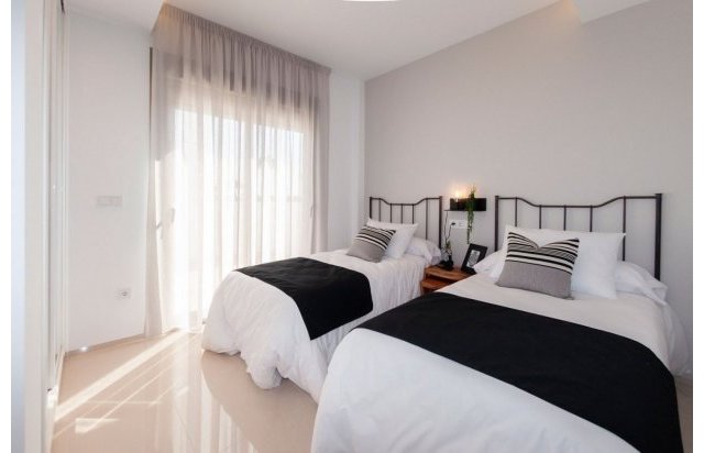 Rynek pierwotny - Villa - Los Alcázares - Playa del Espejo