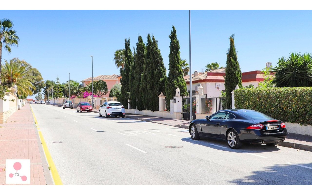 Rynek pierwotny - Villa - San Fulgencio - La Escuera