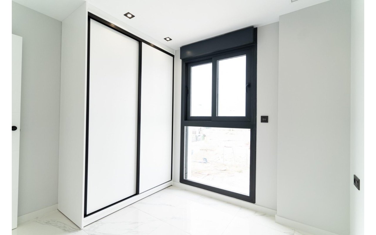 Rynek pierwotny - Villa - Orihuela Costa - Punta Prima