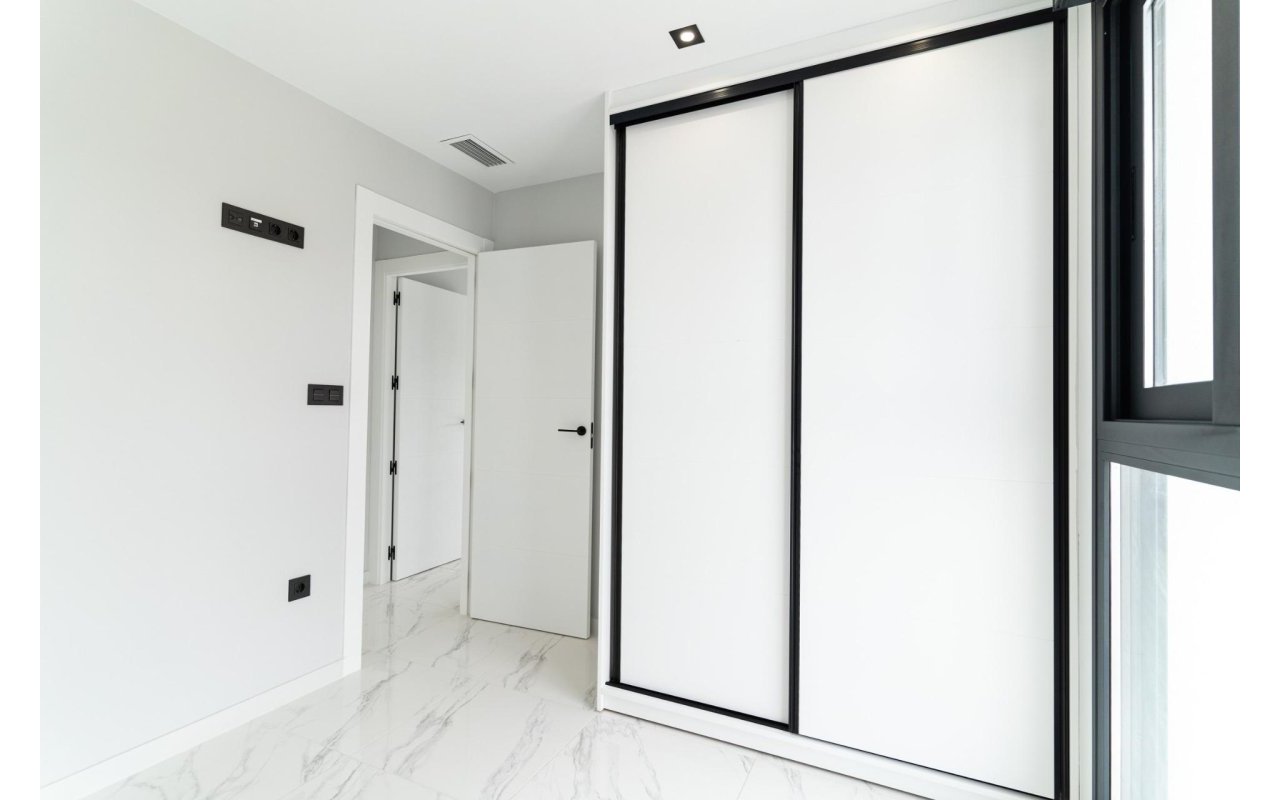 Rynek pierwotny - Villa - Orihuela Costa - Punta Prima