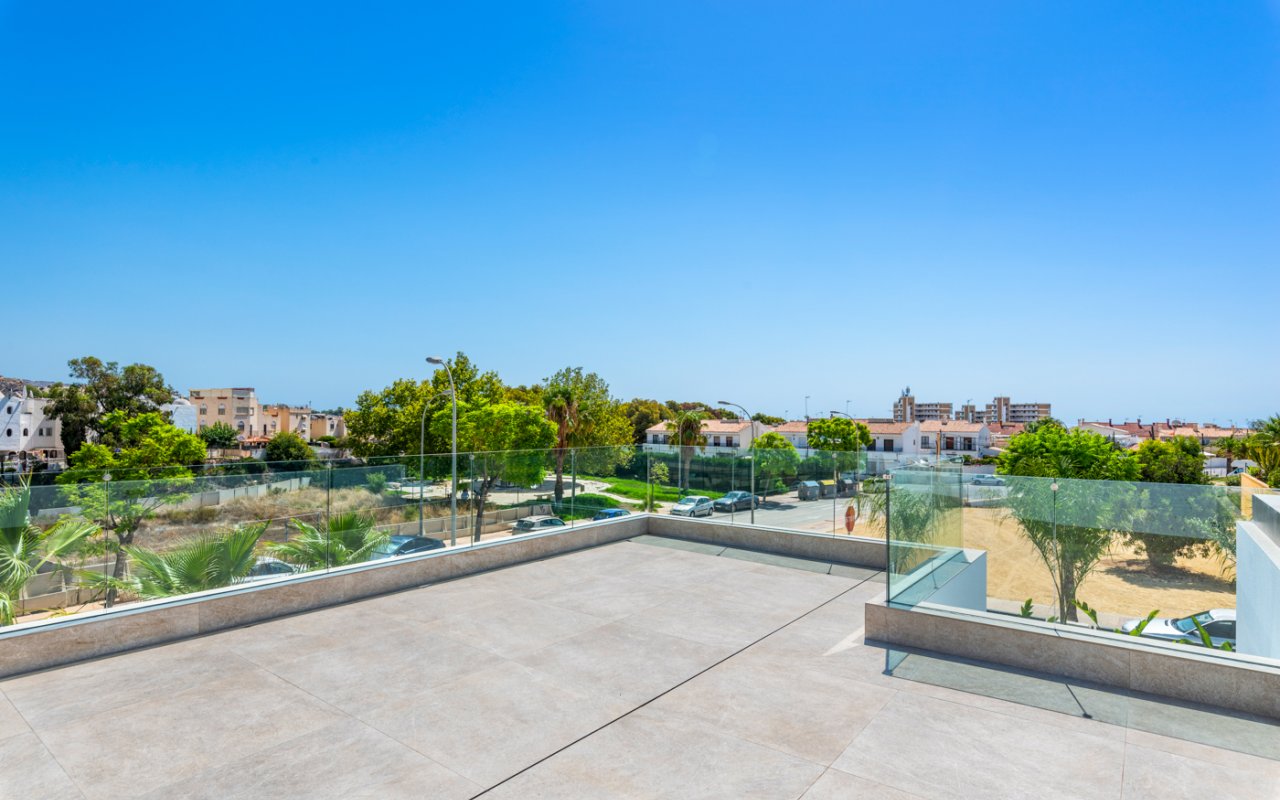 Resale - Villa - El Campello - El Amerador