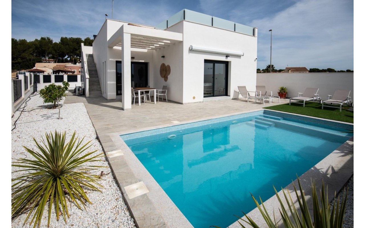 Rynek pierwotny - Villa - Pilar de la Horadada - Pinar de Campoverde