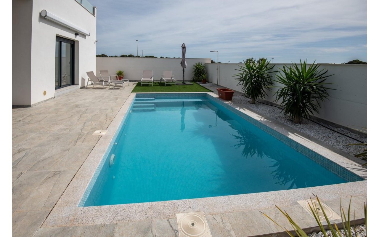 Rynek pierwotny - Villa - Pilar de la Horadada - Pinar de Campoverde