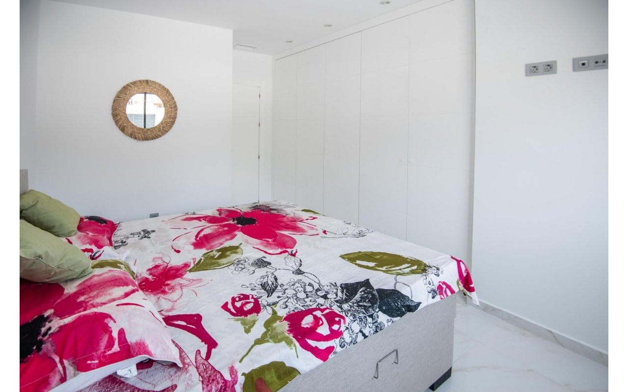 Rynek pierwotny - Villa - Pilar de la Horadada - Pinar de Campoverde