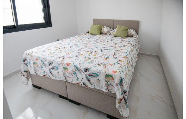 Rynek pierwotny - Villa - Pilar de la Horadada - Pinar de Campoverde