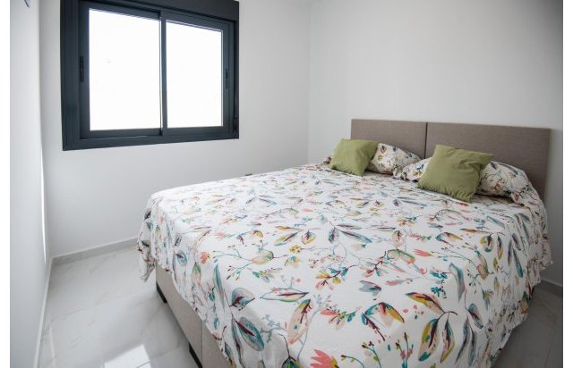 Rynek pierwotny - Villa - Pilar de la Horadada - Pinar de Campoverde