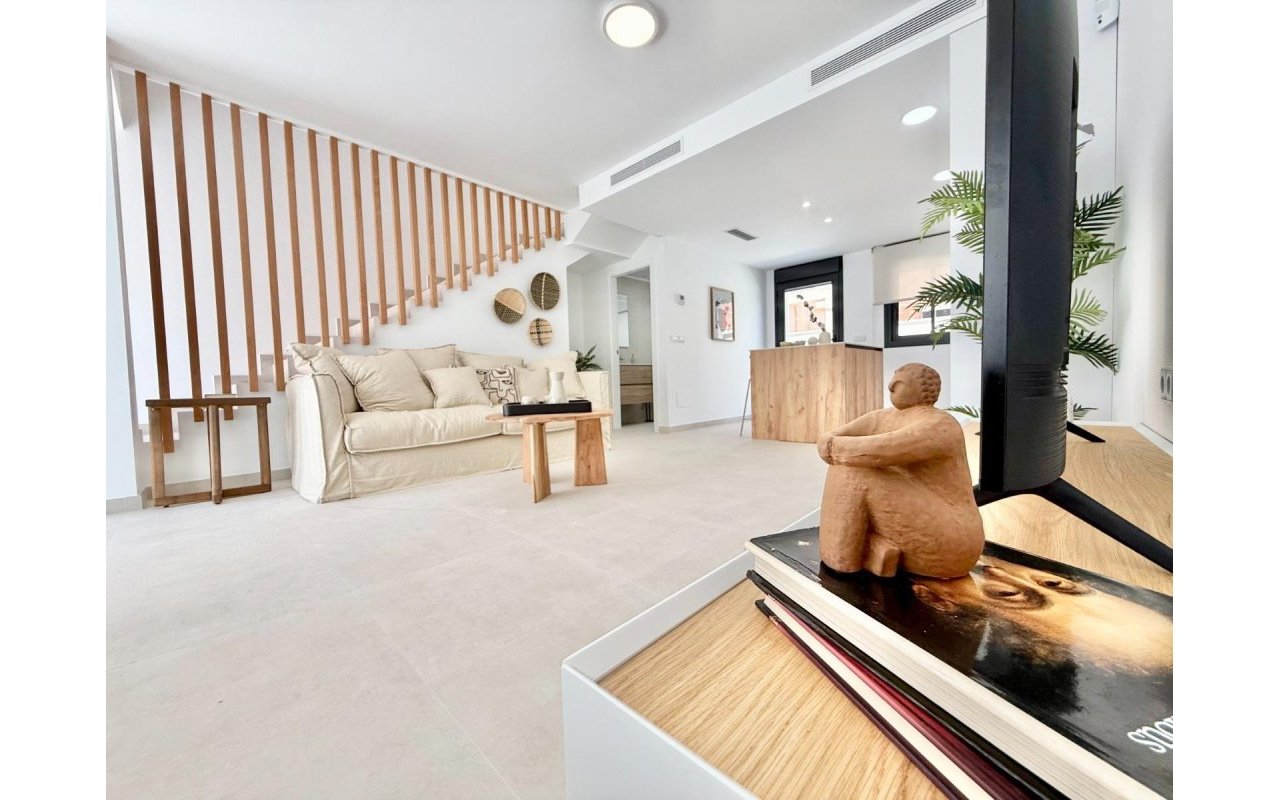 New Build - Town House - Cox - San Fernando