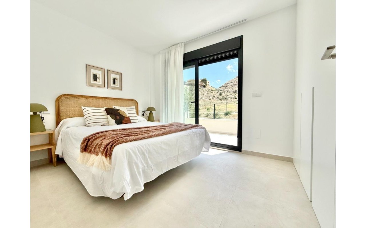 New Build - Town House - Cox - San Fernando