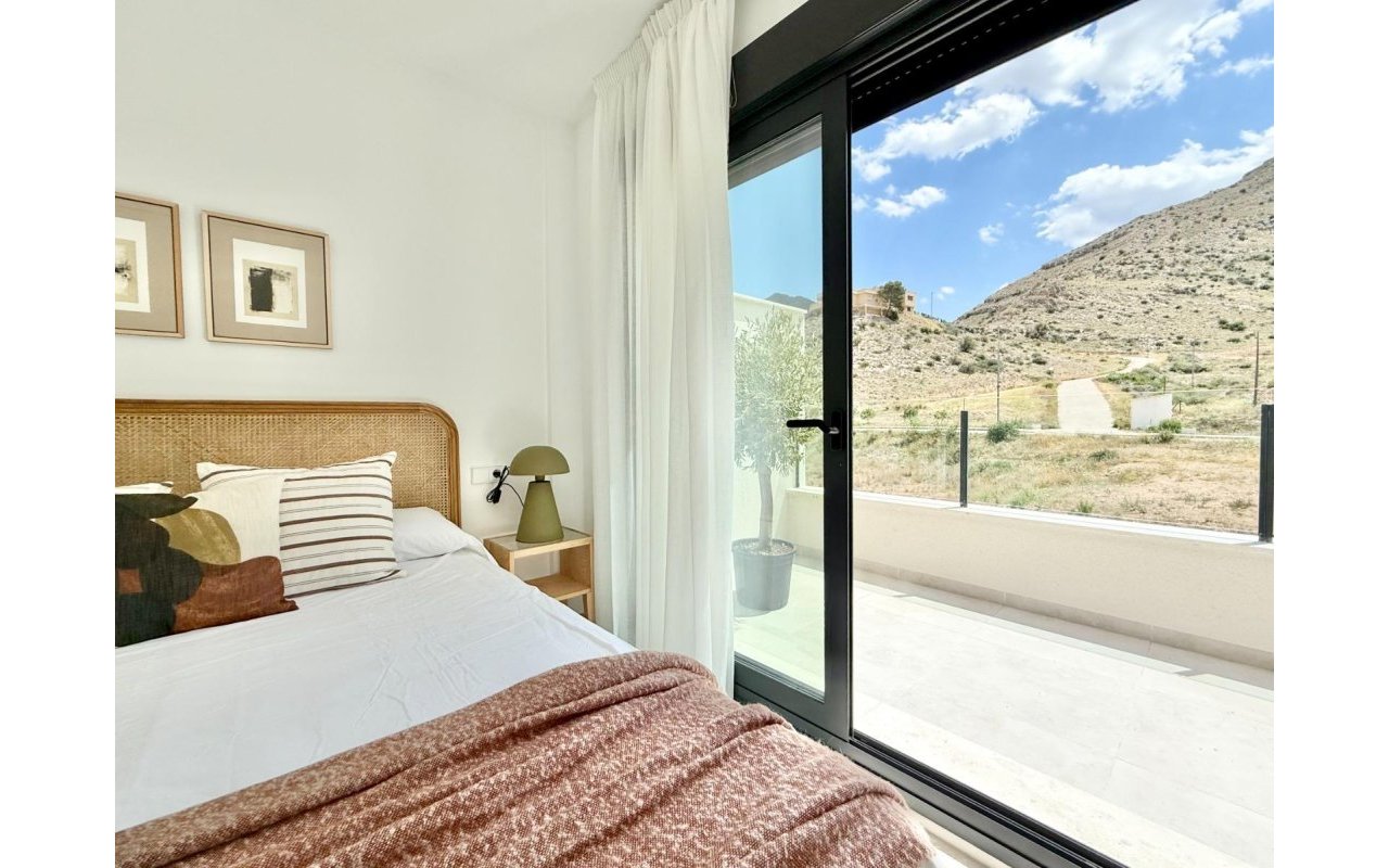 New Build - Town House - Cox - San Fernando