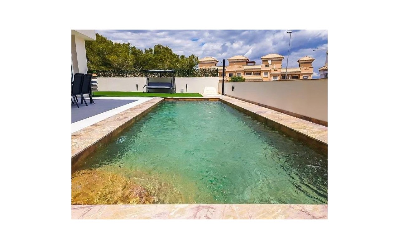 Obra nueva - Villa - Orihuela Costa - PAU 26