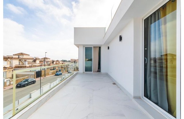 Obra nueva - Villa - Orihuela Costa - PAU 26