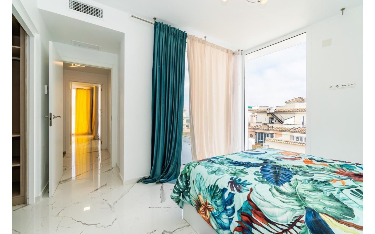 Obra nueva - Villa - Orihuela Costa - PAU 26