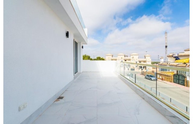 Obra nueva - Villa - Orihuela Costa - PAU 26