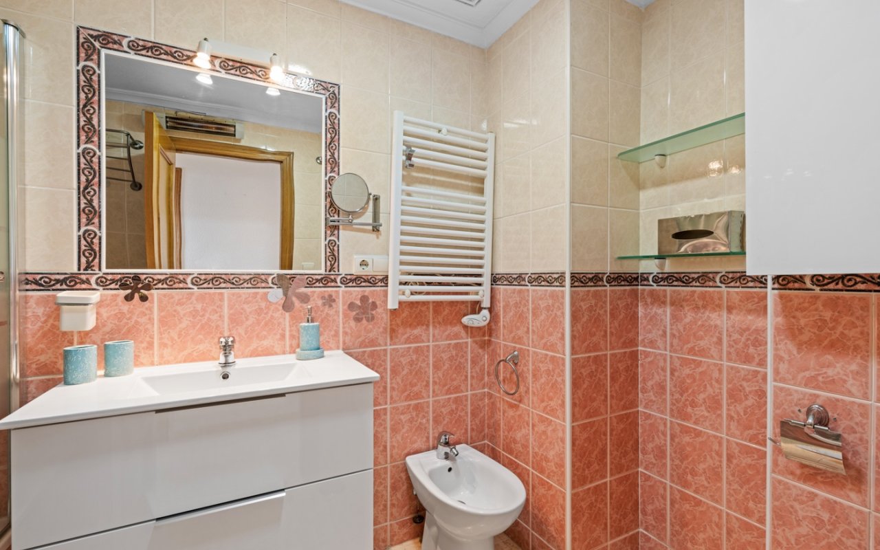 Resale - Apartment - Guardamar del Segura - Pueblo